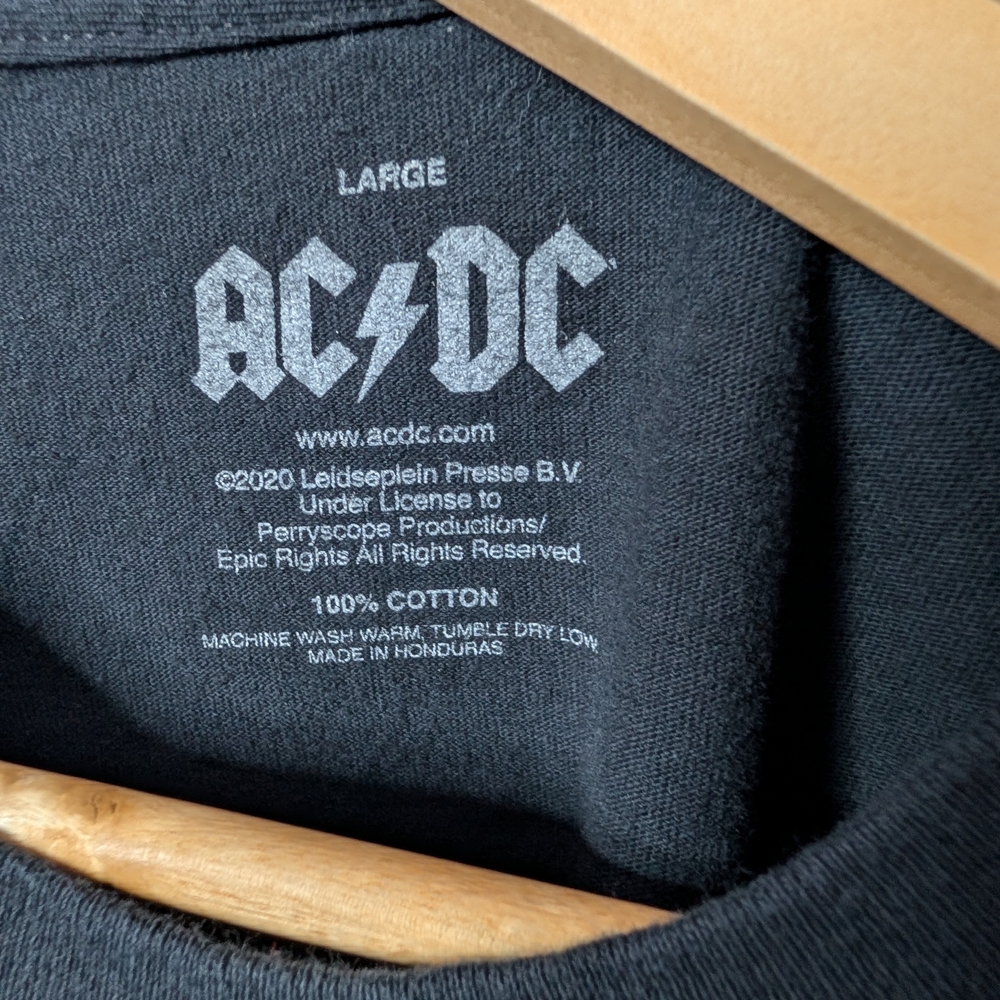 AC/DC “PWR UP” Graphic Band Tee, Size Large, 100% Cotton - Picture 2 of 3